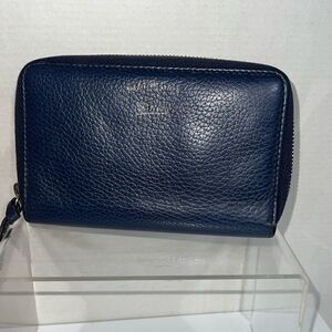 Authentic Gucci Pebbled Leather Wallet